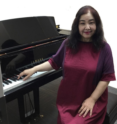 わく本初美先生