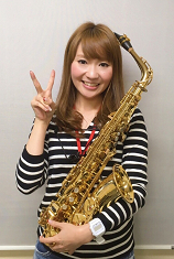 坂戸絵里佳先生