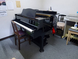 ピアノ個人レッスン部屋